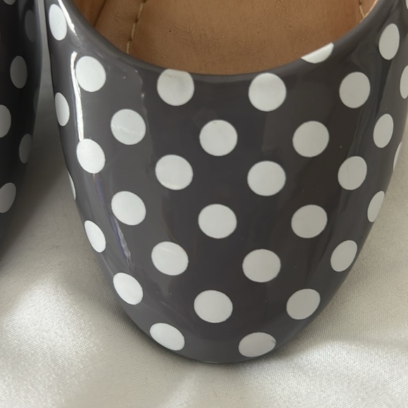 Add to bundle, I’ll send DISCOUNT!
Lands’ End Journee size 6.5 - Picture 2 of 6